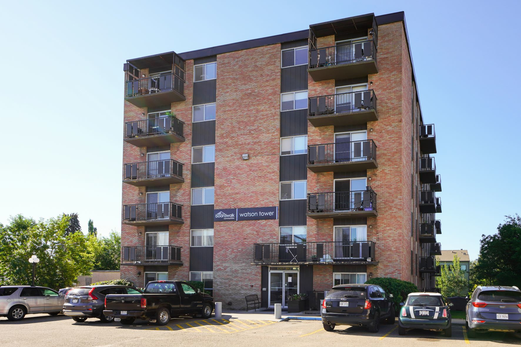 5207 39 Street, Red Deer, AB, T4N 0Z9 - 8