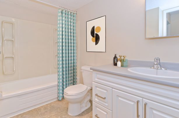 44 Radcliffe Crescent SE, Calgary, AB, T2A 6A1 - 9