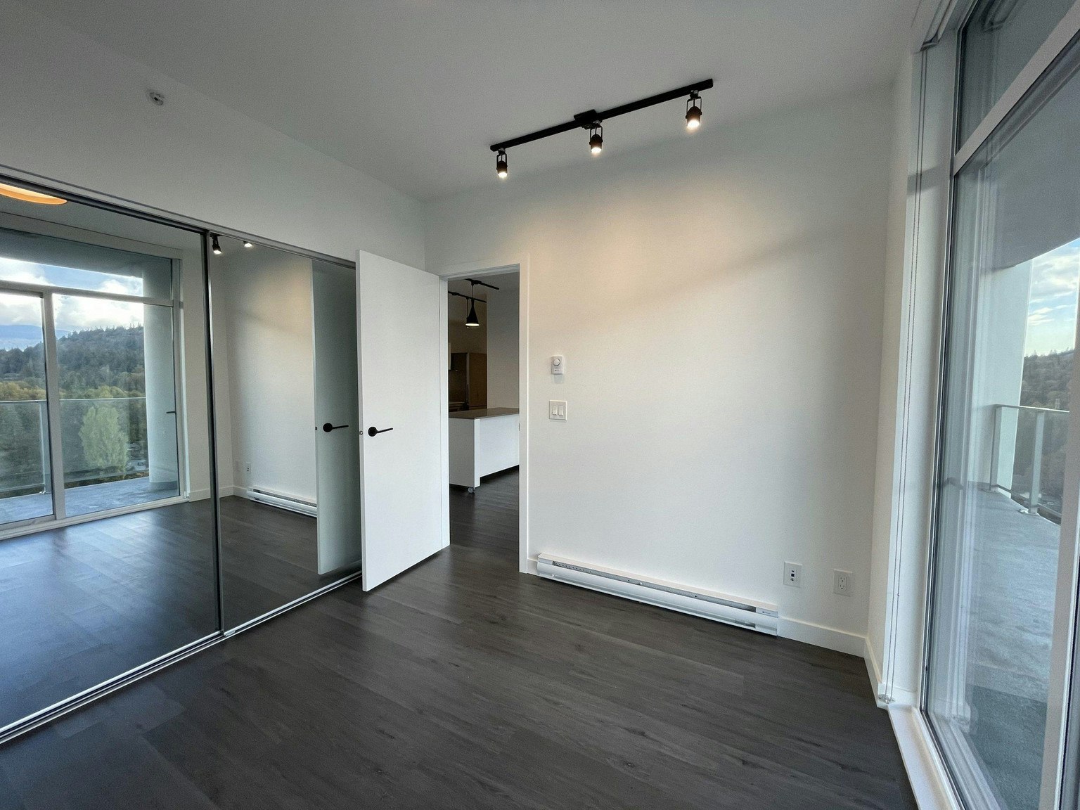 201-581 Clarke, Coquitlam, BC, V3J 0K9 - 6