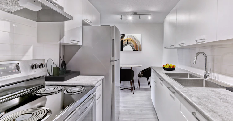 10 Glenway Place SW, Calgary, AB, T3E 4T6 - 4