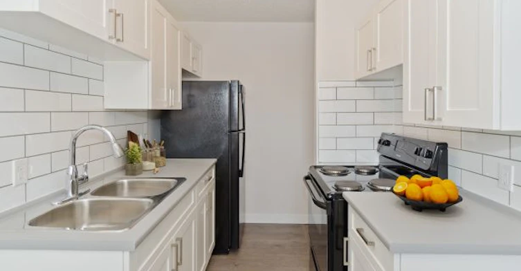 10 Glenway Place SW, Calgary, AB, T3E 4T6 - 9