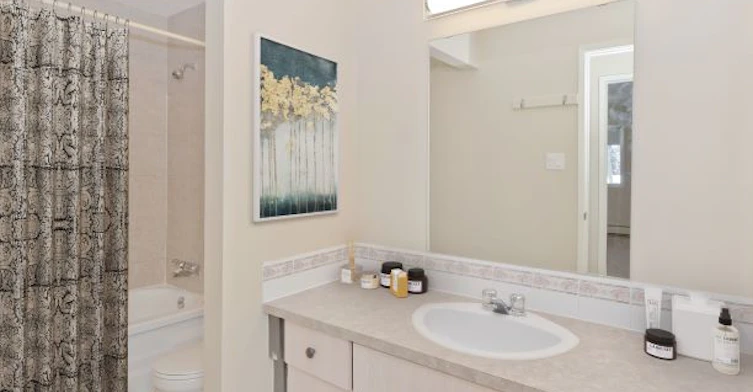5334 Lakeview Drive SW, Calgary, AB, T3E 5R9 - 8