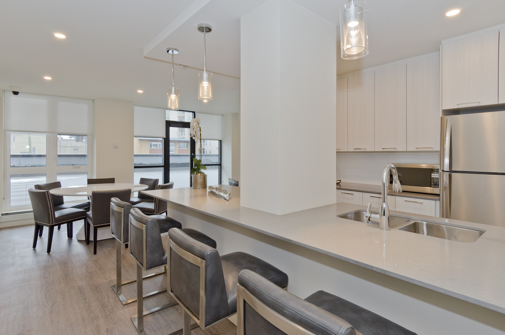 1312 12 Avenue SW, Calgary, AB, T3C 3P8 - 12