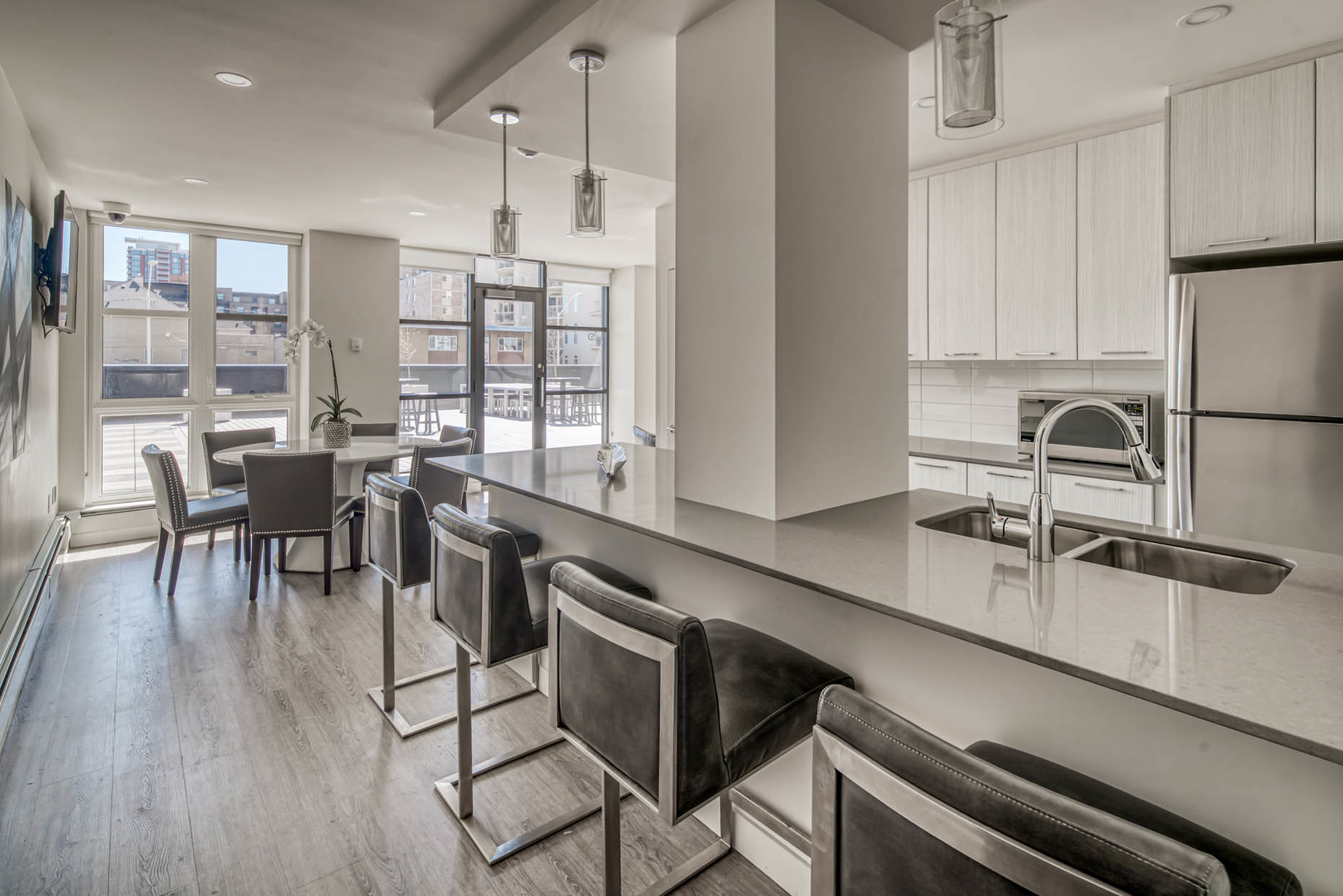 1312 12 Avenue SW, Calgary, AB, T3C 3P8 - 15