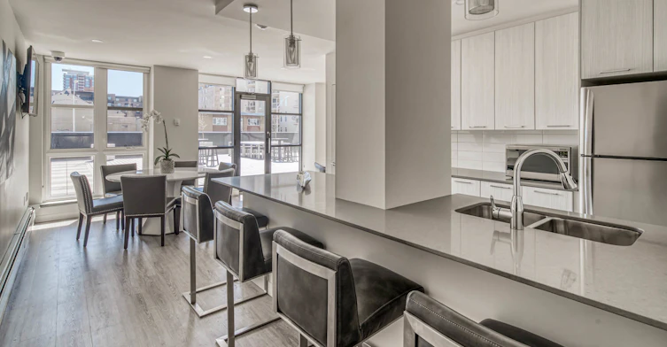 1312 12 Avenue SW, Calgary, AB, T3C 3P8 - 15