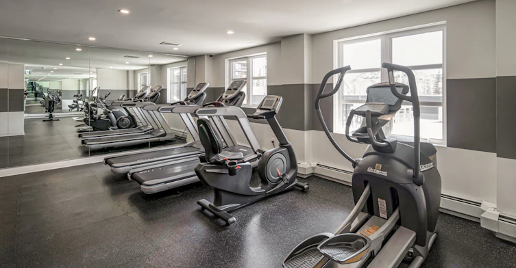 1312 12 Avenue SW, Calgary, AB, T3C 3P8 - 14