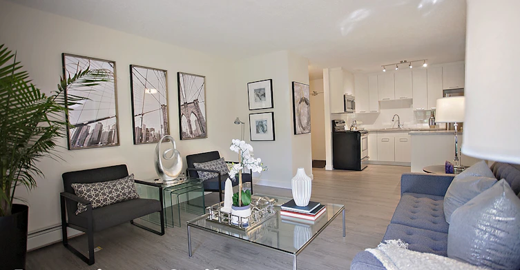 Russell Road, Saskatoon, SK, S7K 7H1