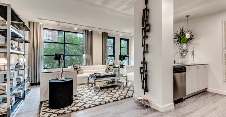 349 14 Avenue SW, Calgary, AB, T2R 0M4 - 2