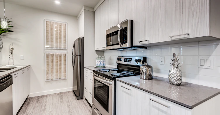 349 14 Avenue SW, Calgary, AB, T2R 0M4 - 3