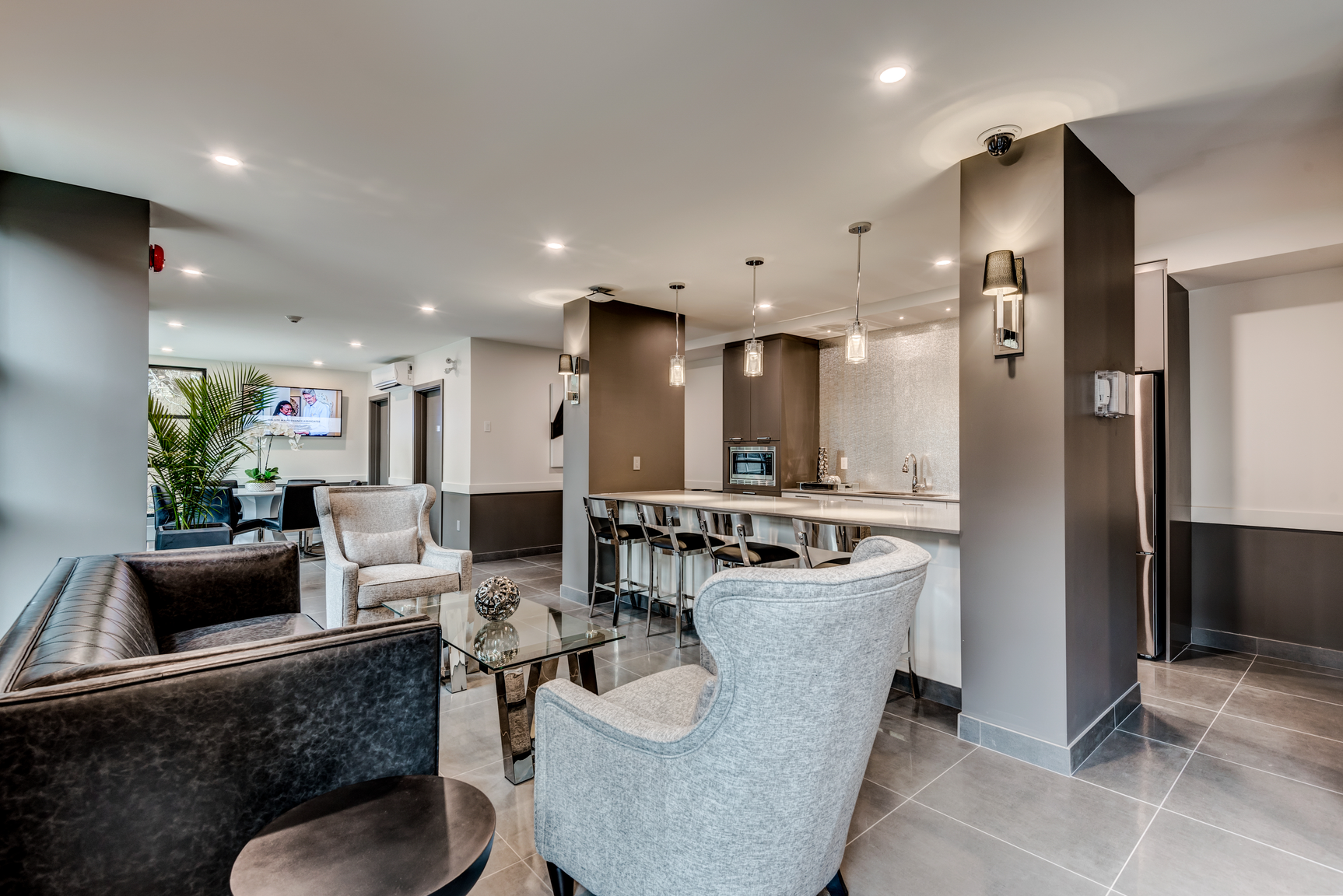 349 14 Avenue SW, Calgary, AB, T2R 0M4 - 14
