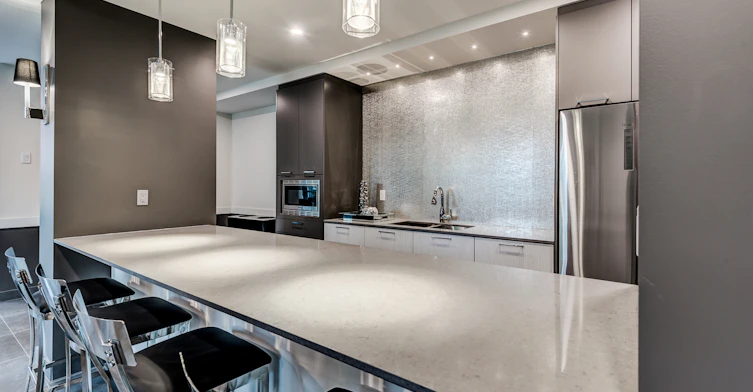 349 14 Avenue SW, Calgary, AB, T2R 0M4 - 15