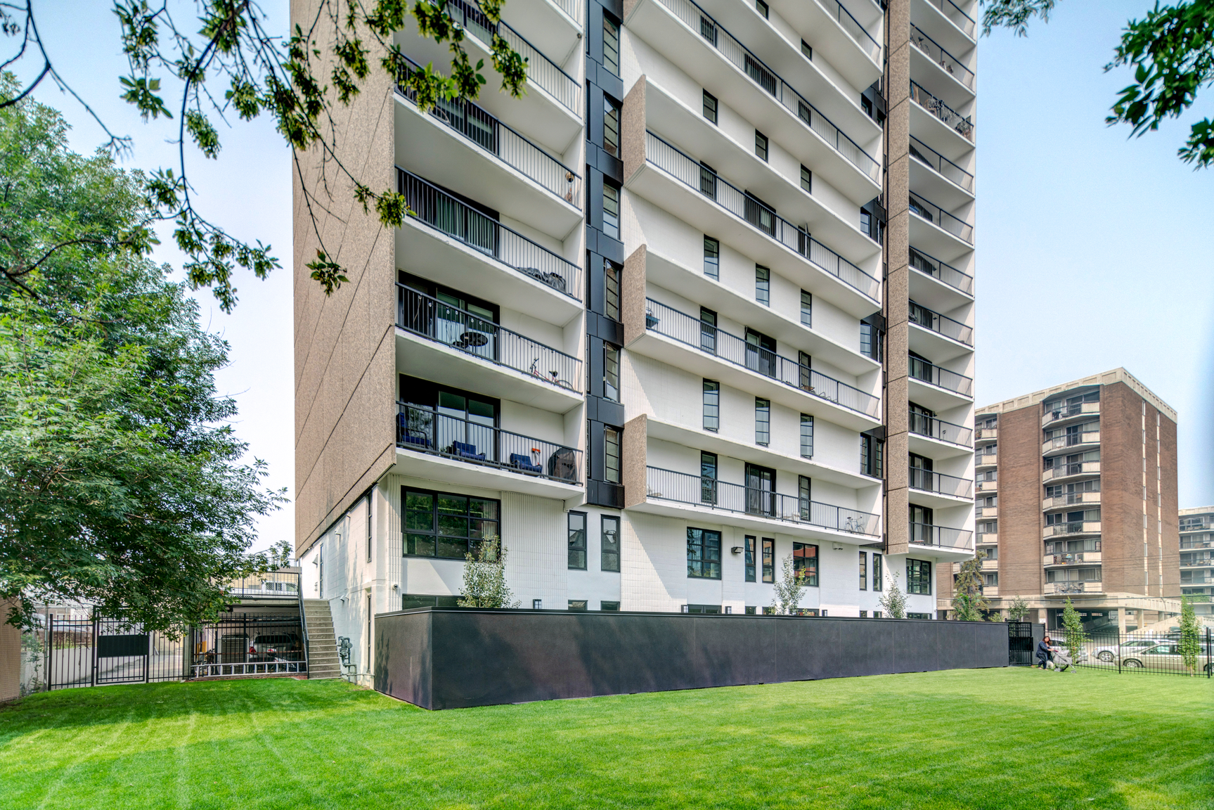 349 14 Avenue SW, Calgary, AB, T2R 0M4 - 17