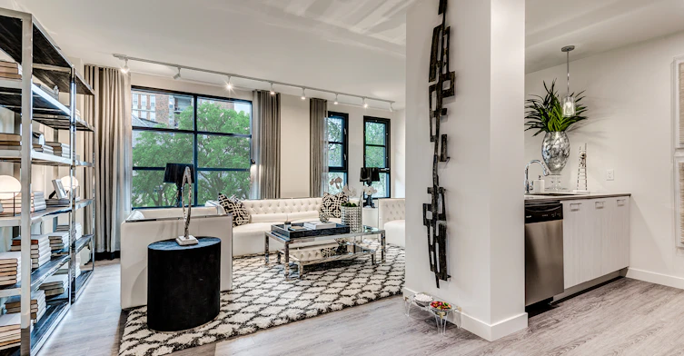 349 14 Avenue SW, Calgary, AB, T2R 0M4 - 2