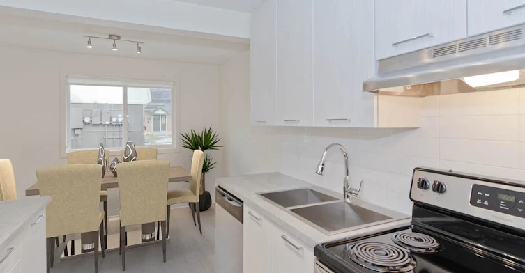 6440 Centre Street NE, Calgary, AB, T2K 0V4 - 3