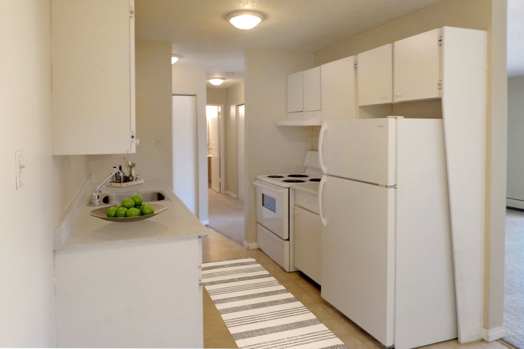 10110 Franklin Avenue, Fort Mcmurray, AB, T9H 2K9 - 3