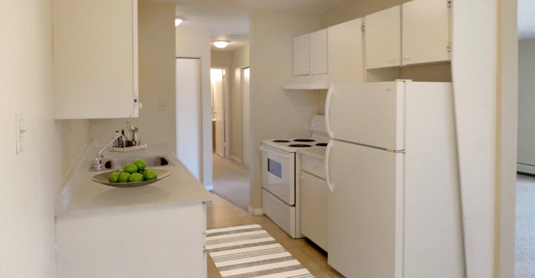10110 Franklin Avenue, Fort Mcmurray, AB, T9H 2K9 - 3