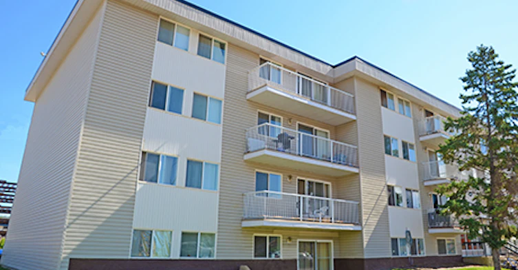 10110 Franklin Avenue, Fort Mcmurray, AB, T9H 2K9 - 6