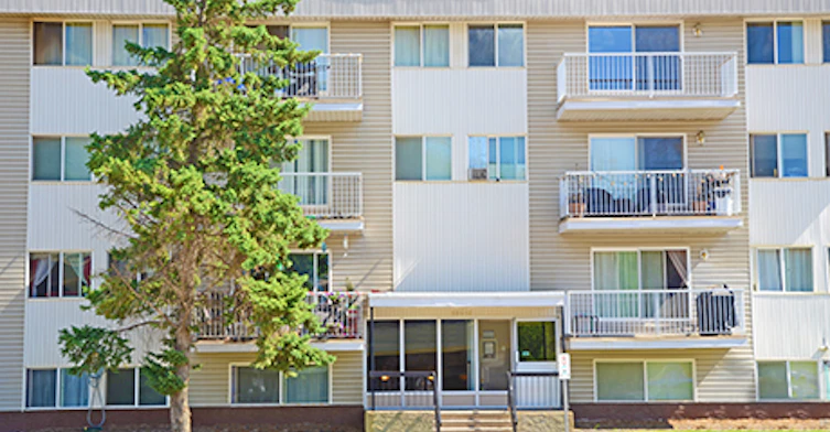 10110 Franklin Avenue, Fort Mcmurray, AB, T9H 2K9 - 7