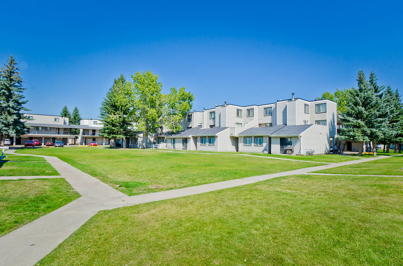 2631 38 Street NE, Calgary, AB, T1Y 3Z8 - 16