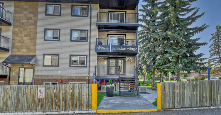 1919 University Drive NW, Calgary, AB, T2N 4L4 - 14