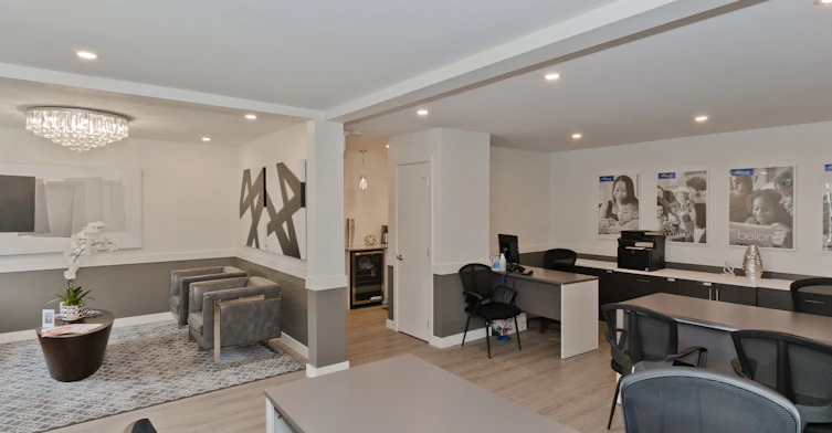 1919 University Drive NW, Calgary, AB, T2N 4L4 - 12