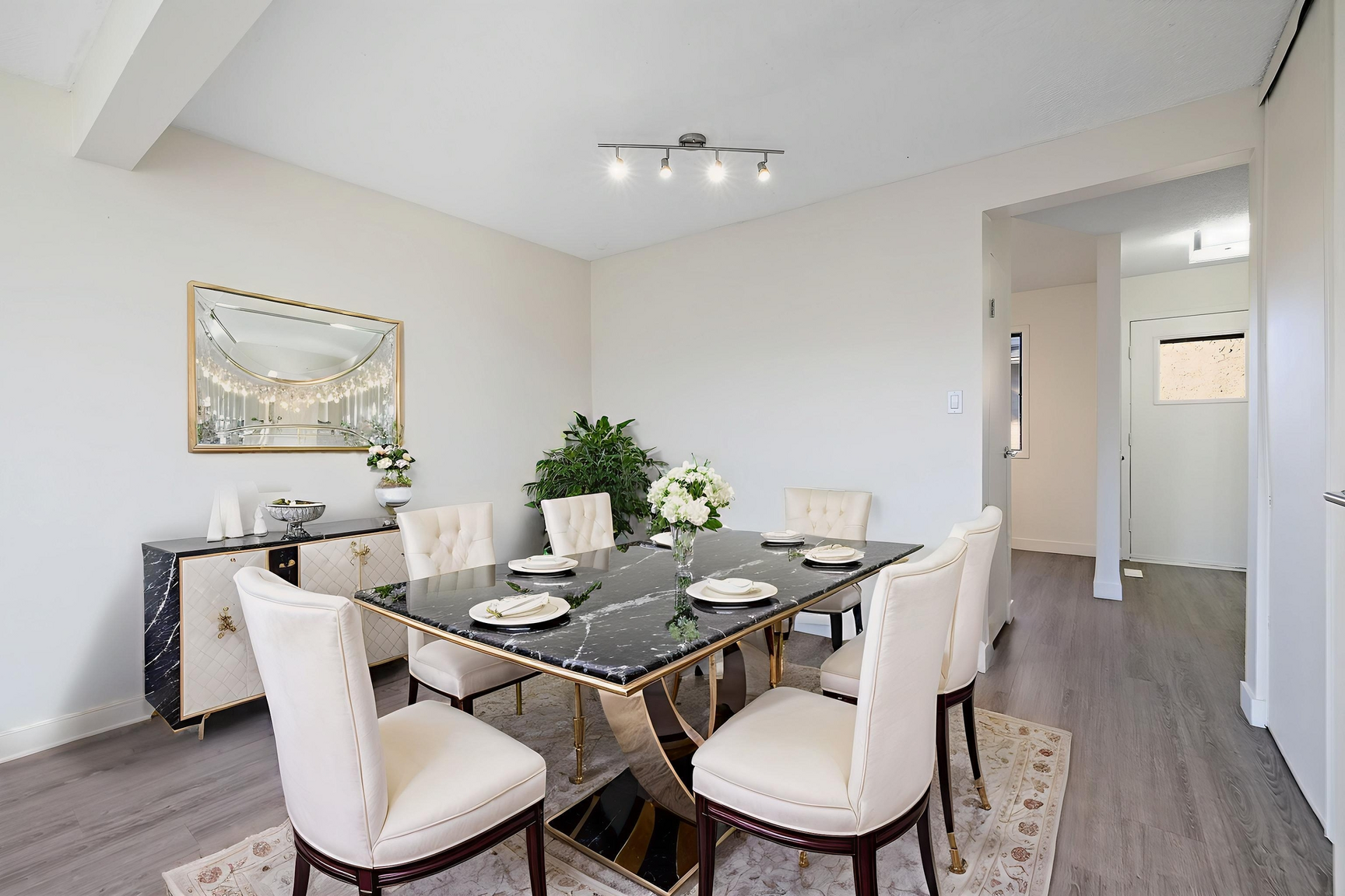 9633 180 Street NW, Edmonton, AB, T5T 4G4 - 4