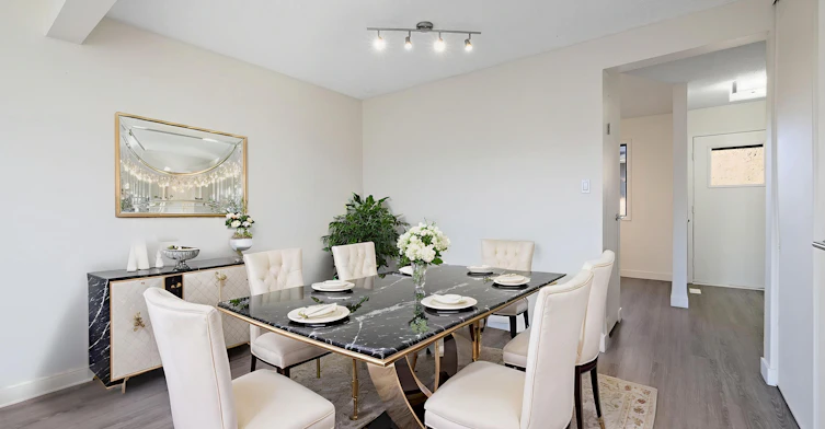 9633 180 Street NW, Edmonton, AB, T5T 4G4 - 4