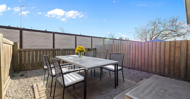 9633 180 Street NW, Edmonton, AB, T5T 4G4 - 6