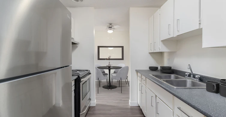 14535 54 Street NW, Edmonton, AB, T5A 3R4 - 3