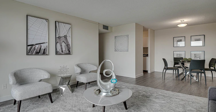 325 5th Avenue N, Saskatoon, SK, S7K 2P7