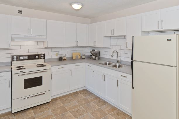 1185 Mckinnon Drive NE, Calgary, AB, T2E 7V4 - 6