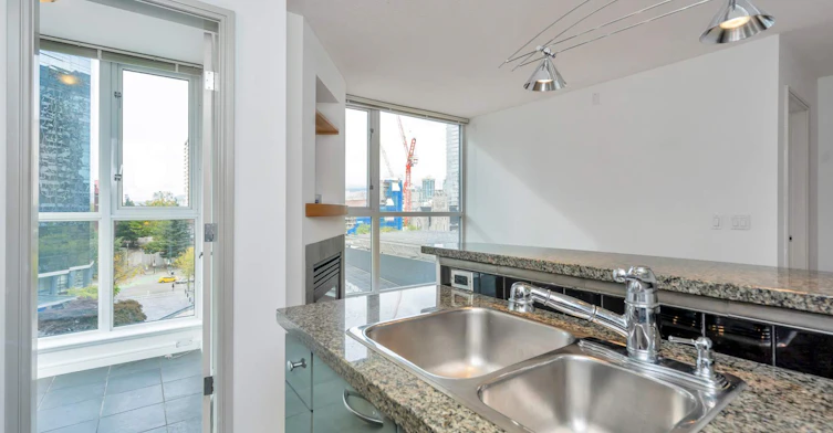 1106-1068 Hornby Street, Vancouver, BC, V6Z 2Y7 - 5