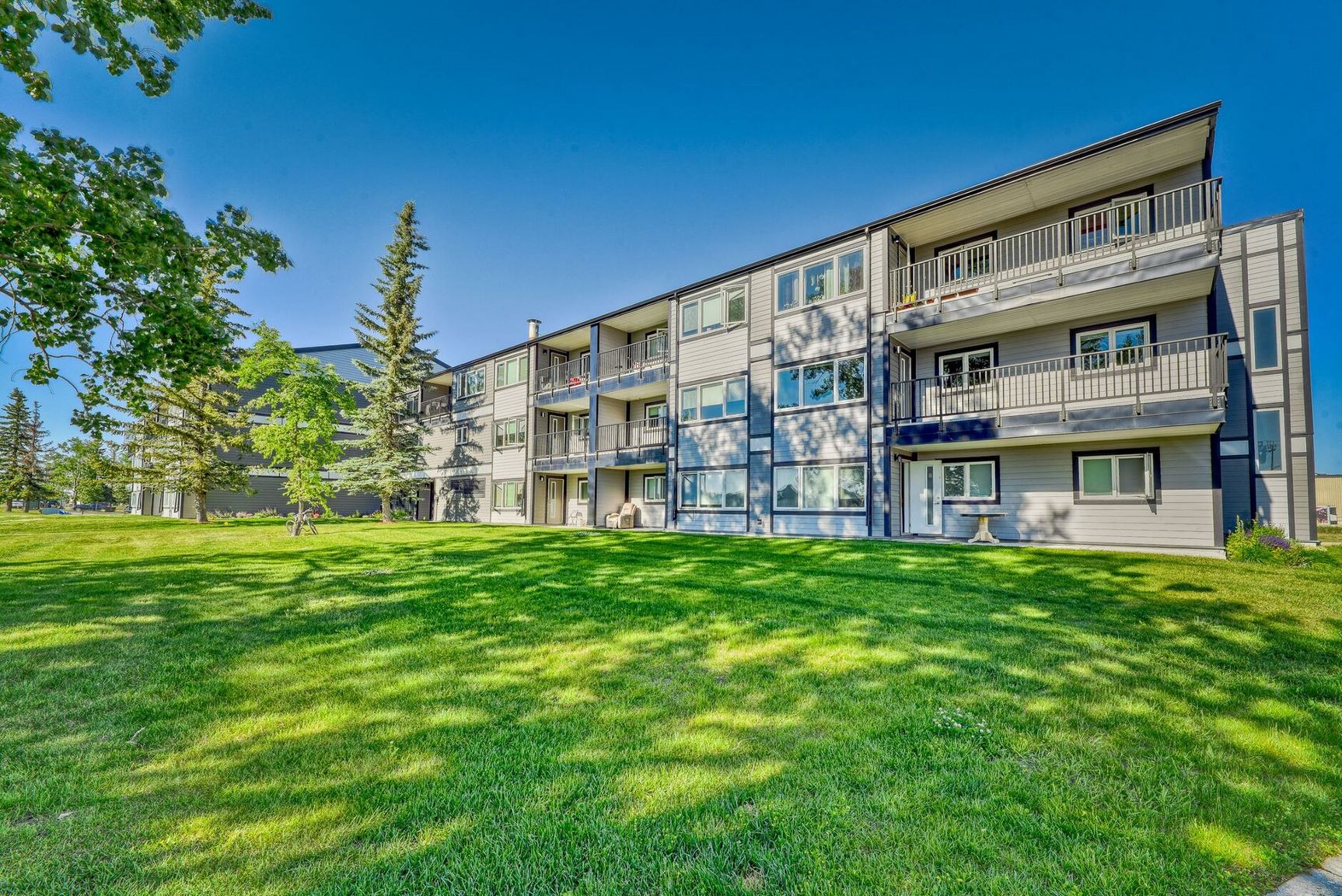 500 Tower Lane Drive SW, Airdrie, AB, T4B 2K7 - 11