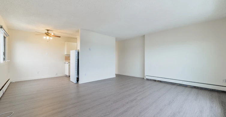 9947 Saskatchewan Drive, Edmonton, AB, T6E 4R3 - 9