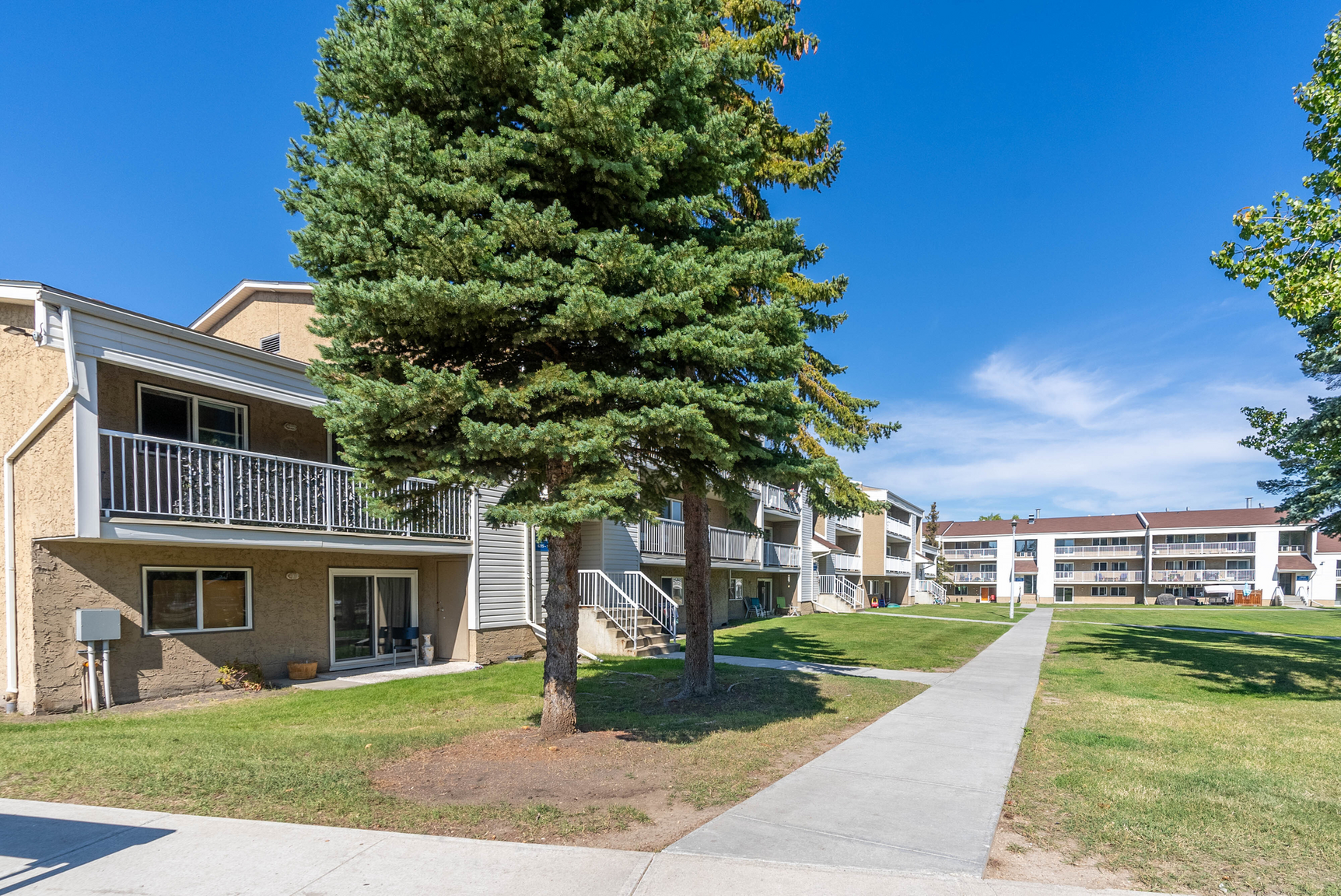 17119 64 Avenue NW, Edmonton, AB, T5T 2K2 - 11