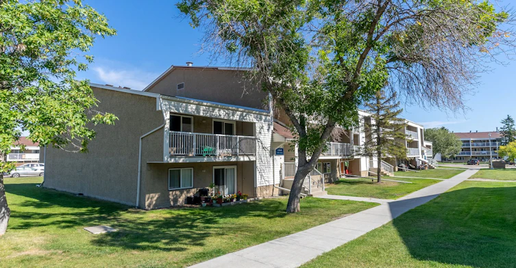 17119 64 Avenue NW, Edmonton, AB, T5T 2K2 - 12