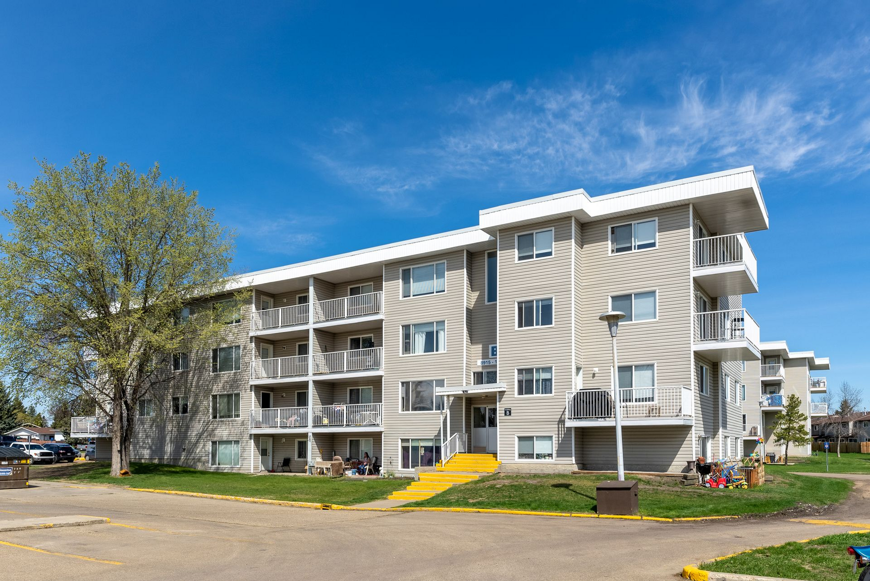 8905 184 Street NW, Edmonton, AB, T5T 1T8 - 7