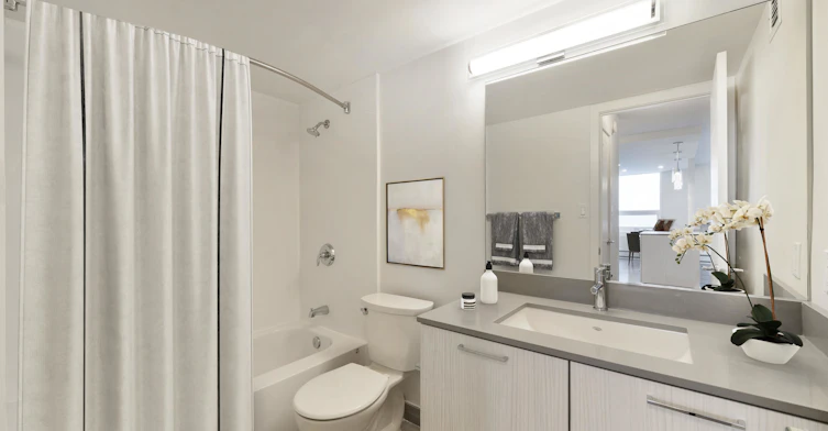 8920 100 Street NW, Edmonton, AB, T6E 4Y8 - 5