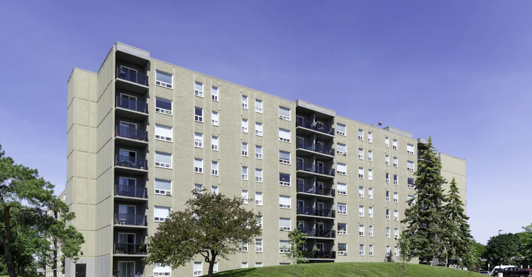 390 Southdale Road E, London, ON, N6E 1V9
