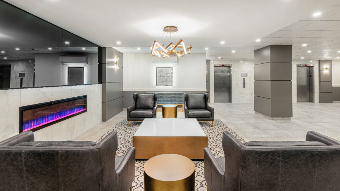 812 King Street W, Kitchener, ON, N2G 1E9 - 2