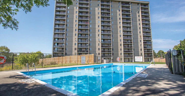 951 Commissioners Road E, London, ON, N5Z 4N1 - 5
