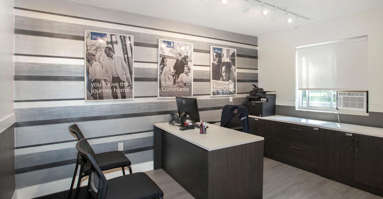 1250 Sandford Street, London, ON, N5V 2J7 - 5