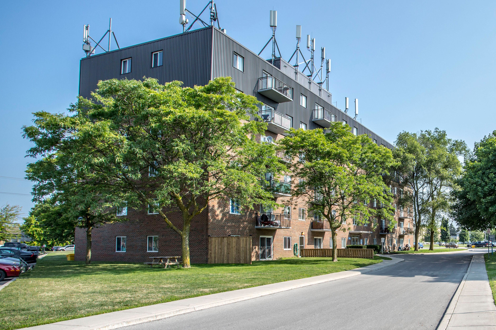 1250 Sandford Street, London, ON, N5V 2J7 - 7