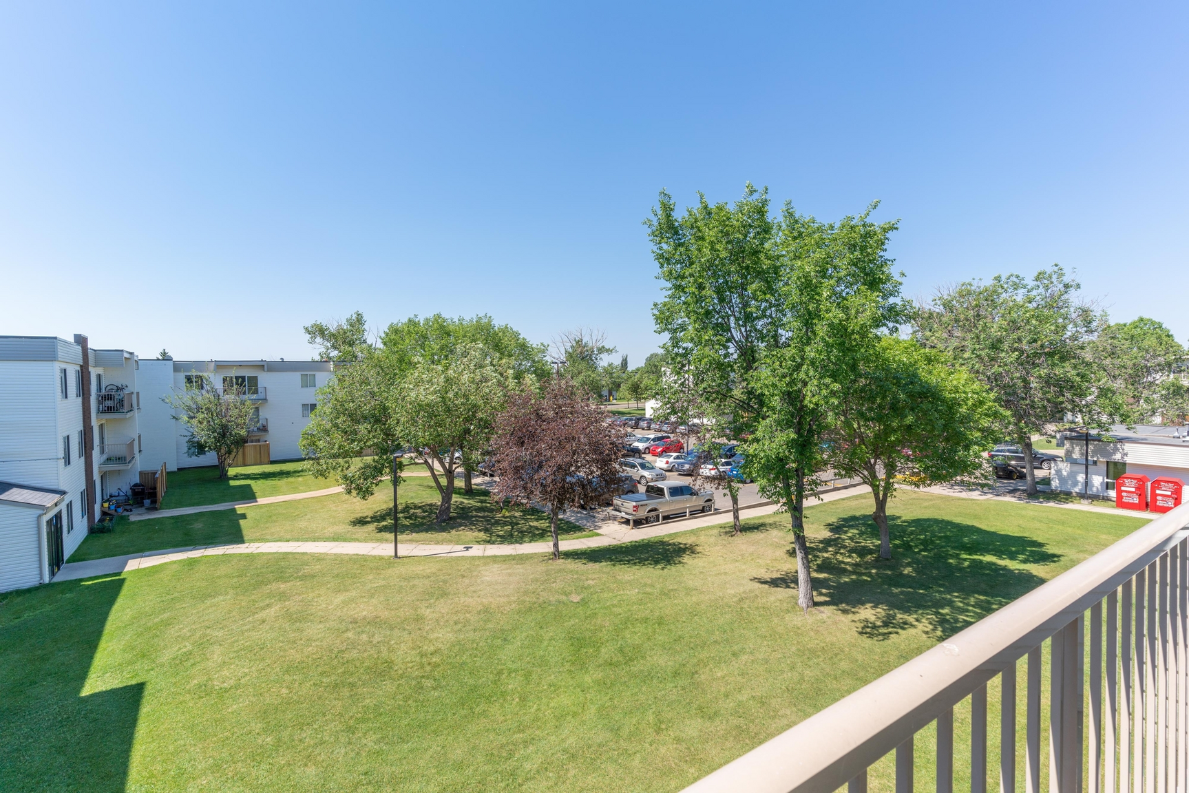 3845 Millwoods Road, Edmonton, AB, T6K 2L7 - 14
