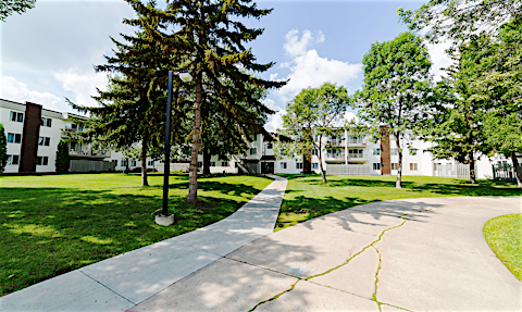 3845 Millwoods Road, Edmonton, AB, T6K 2L7