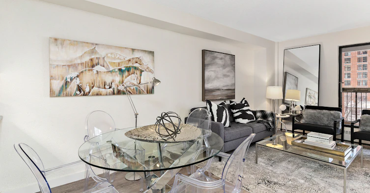 8930 Jasper Avenue NW, Edmonton, AB, T5H 4E9 - 17