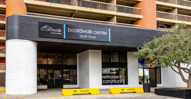 8930 Jasper Avenue NW, Edmonton, AB, T5H 4E9 - 23