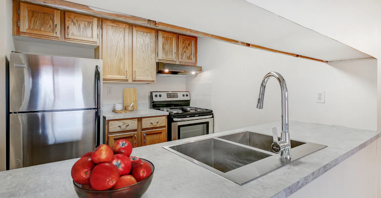 8930 Jasper Avenue NW, Edmonton, AB, T5H 4E9 - 20
