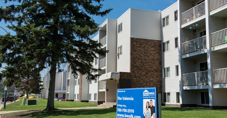 82 Biggs Avenue, Fort Mcmurray, AB, T9H 1M6 - 7