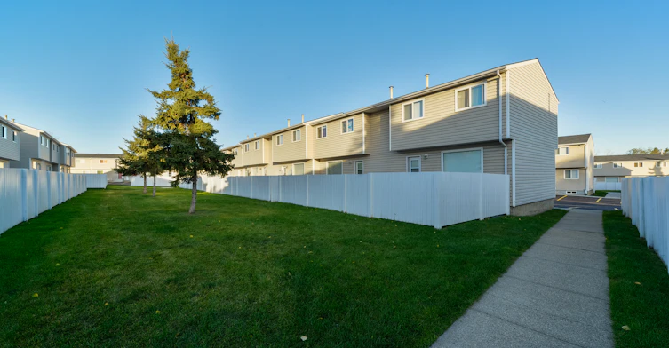 50 St. & 131a Avenue, Edmonton, AB, T5A 3A6 - 13